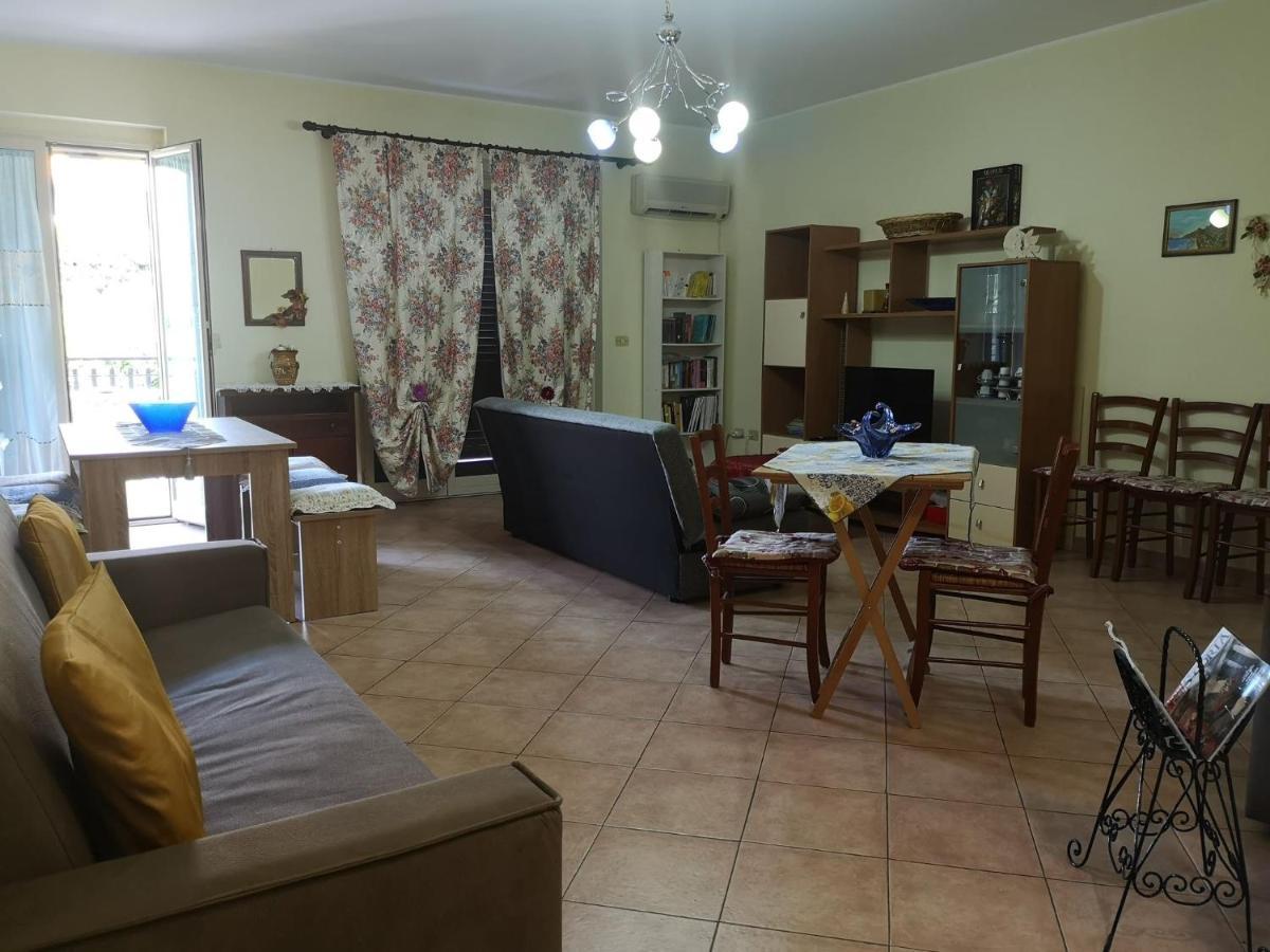 Villa Relax House Giardini Naxos Esterno foto