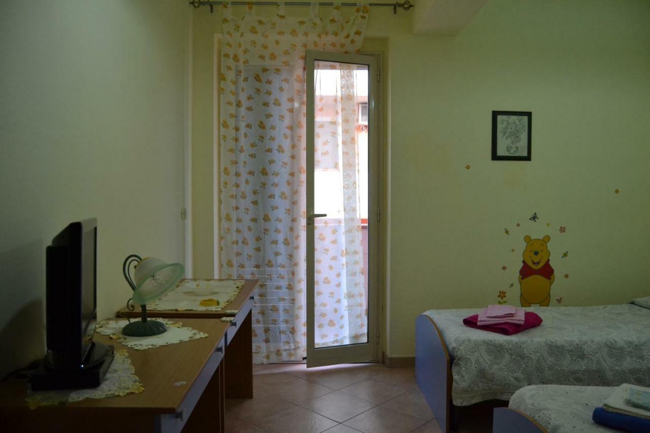 Villa Relax House Giardini Naxos Esterno foto